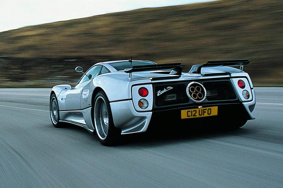  Pagani Zonda C12 S 2000 года  (фото 8 из 17)